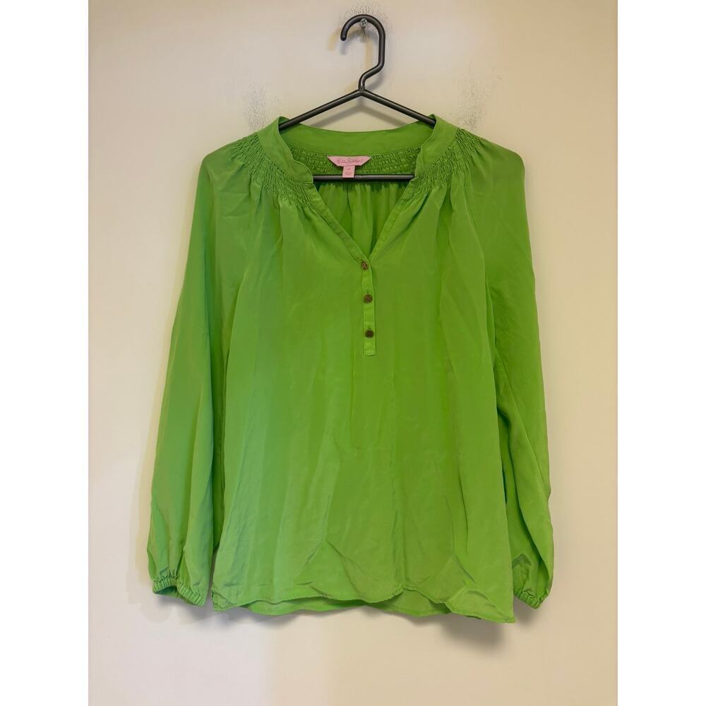 Lilly Pulitzer Elsa Green Silk Smocked Neck Button Placket V Neckline Top XS